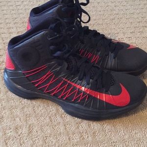 Men's basketball shoes. Nike Hyperdunk.